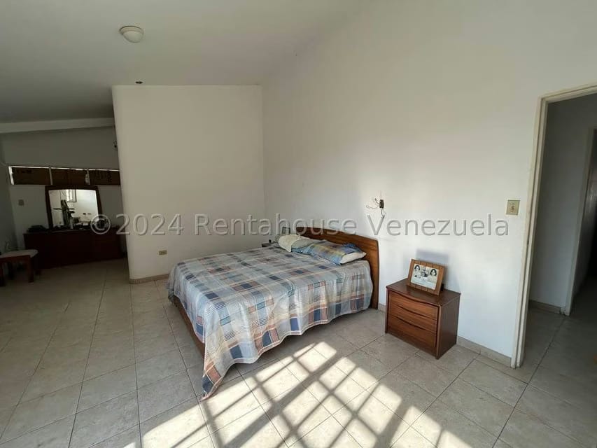 Casa (Duplex) en Venta en El Pedregal, Lara - 11