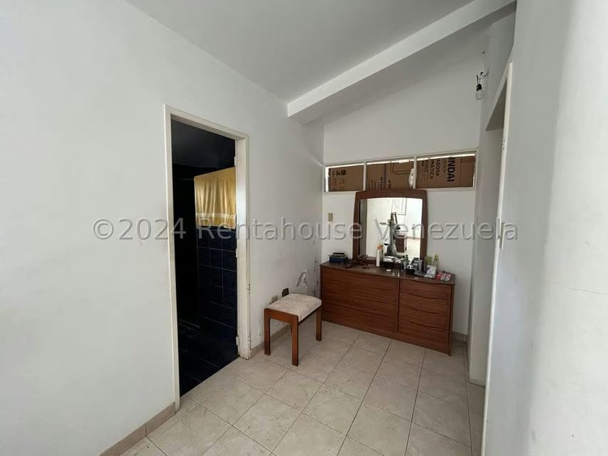 Casa (Duplex) en Venta en El Pedregal, Lara - 14
