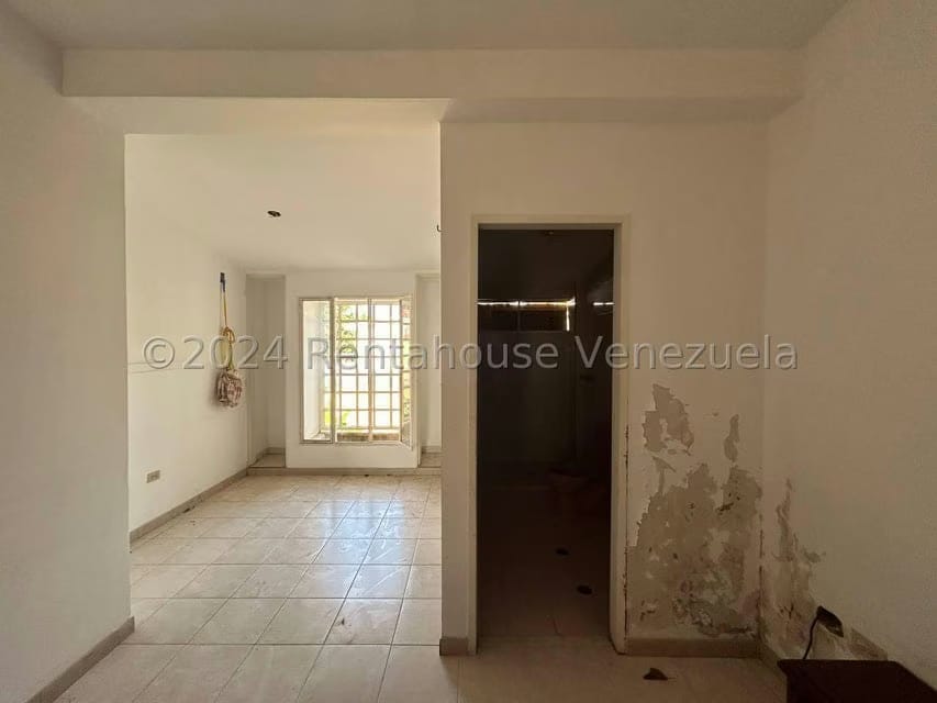 Casa (Duplex) en Venta en El Pedregal, Lara - 25