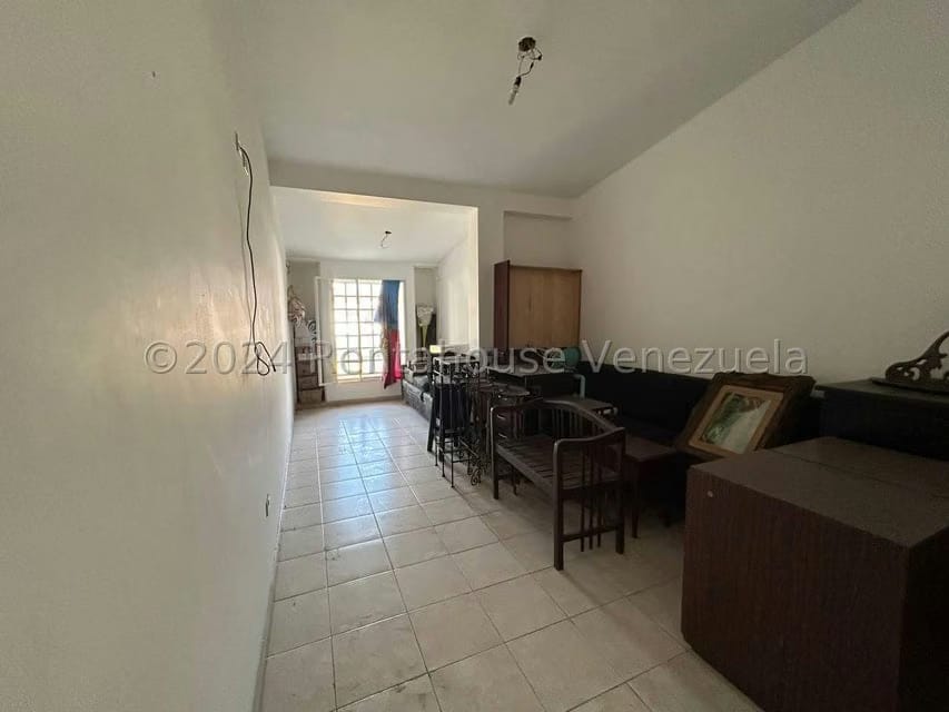 Casa (Duplex) en Venta en El Pedregal, Lara - 28