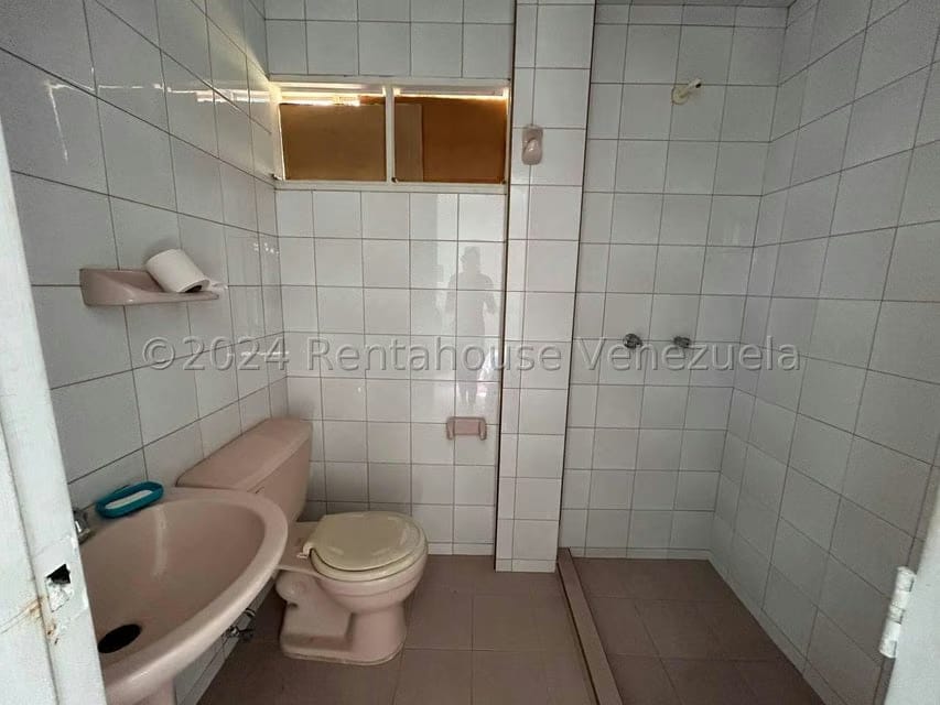 Casa (Duplex) en Venta en El Pedregal, Lara - 35