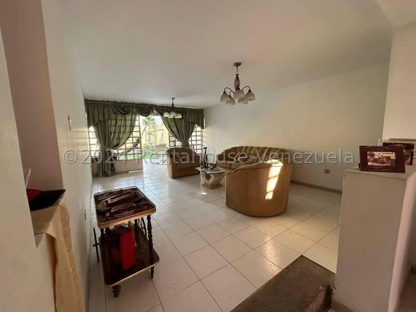 Casa (Duplex) en Venta en El Pedregal, Lara - 52