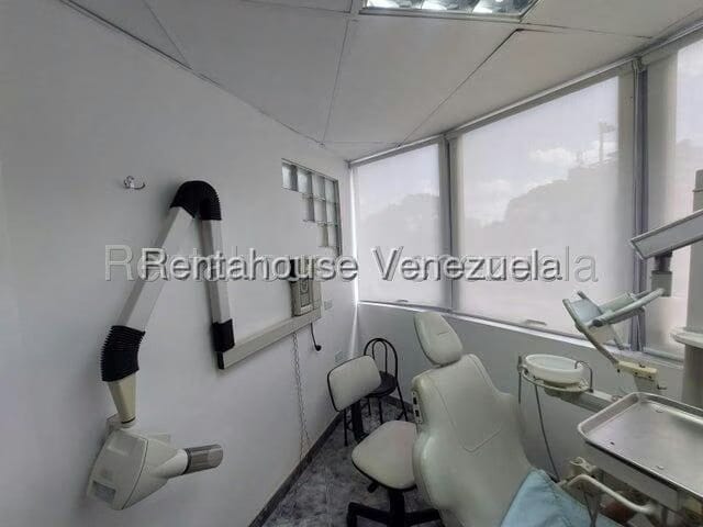 Comercial (Consultorio Medico) en Alquiler en San Bernardino, Distrito Metropolitano - 2