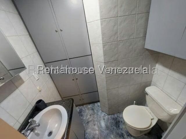 Comercial (Consultorio Medico) en Alquiler en San Bernardino, Distrito Metropolitano - 13