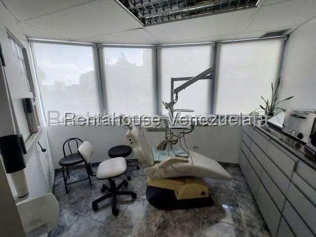 Comercial (Consultorio Medico) en Alquiler en San Bernardino, Distrito Metropolitano - 6