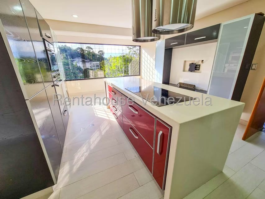 Casa (Multipes Niveles) en Venta en Alto Hatillo, Distrito Metropolitano - 17