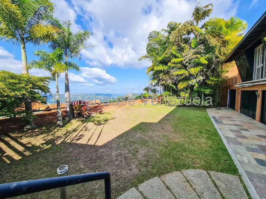 Casa (Multipes Niveles) en Venta en Alto Hatillo, Distrito Metropolitano - 23