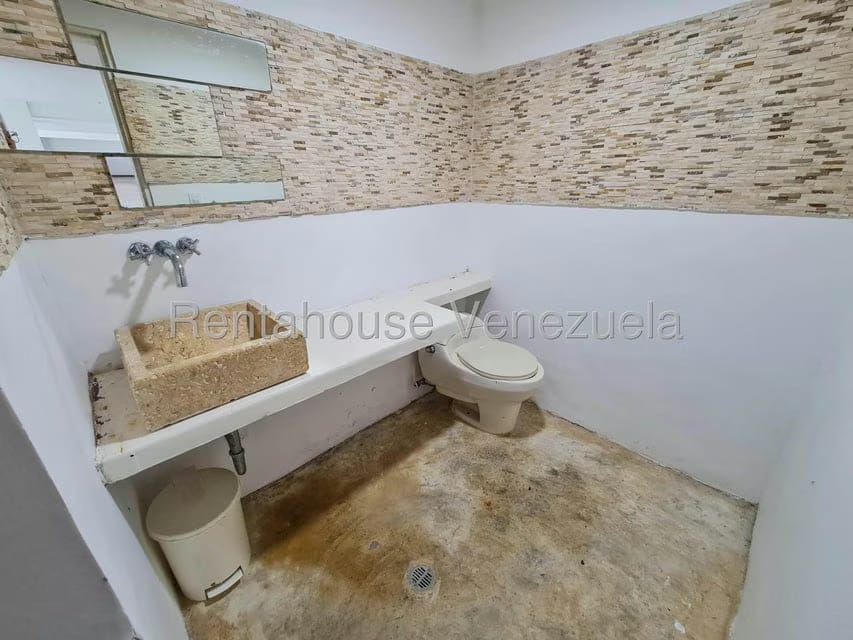 Casa (Multipes Niveles) en Venta en Alto Hatillo, Distrito Metropolitano - 31