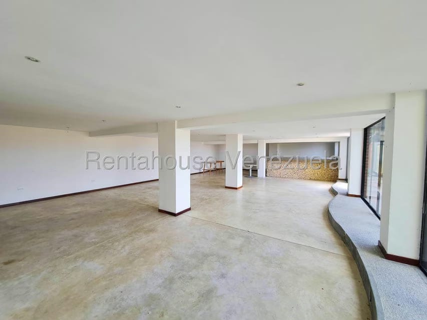 Casa (Multipes Niveles) en Venta en Alto Hatillo, Distrito Metropolitano - 32