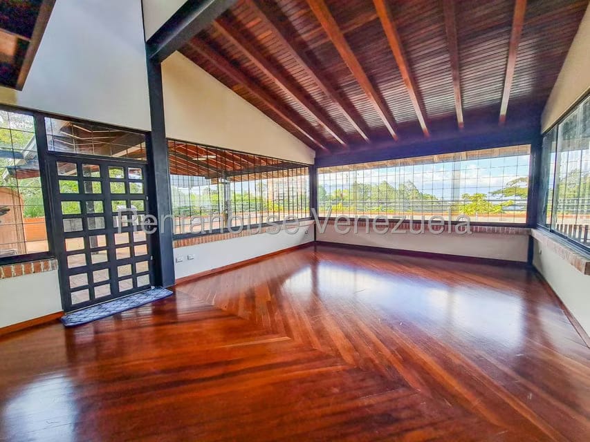 Casa (Multipes Niveles) en Venta en Alto Hatillo, Distrito Metropolitano - 6