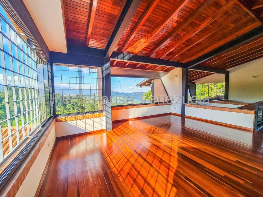 Casa (Multipes Niveles) en Venta en Alto Hatillo, Distrito Metropolitano - 57