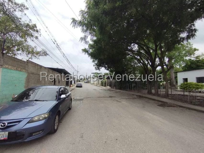 Comercial (Galpon - Deposito) en Venta en Parroquia Santa Rosa, Lara - 31