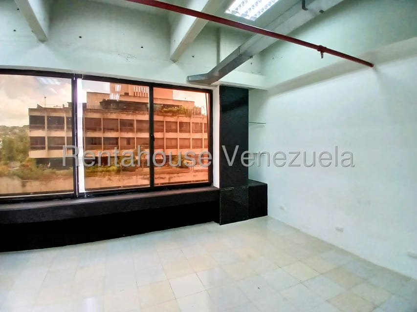 Comercial (Oficina) en Alquiler en Prados del Este, Distrito Metropolitano - 12