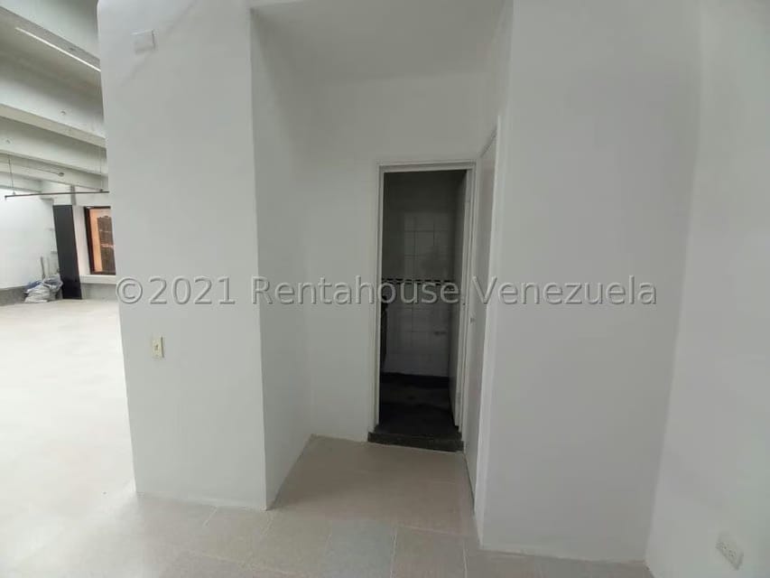 Comercial (Oficina) en Alquiler en Prados del Este, Distrito Metropolitano - 31