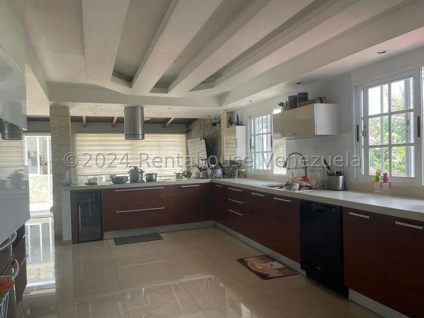 Casa (1 Nivel) en Venta en Parque el Retiro, Miranda - 20