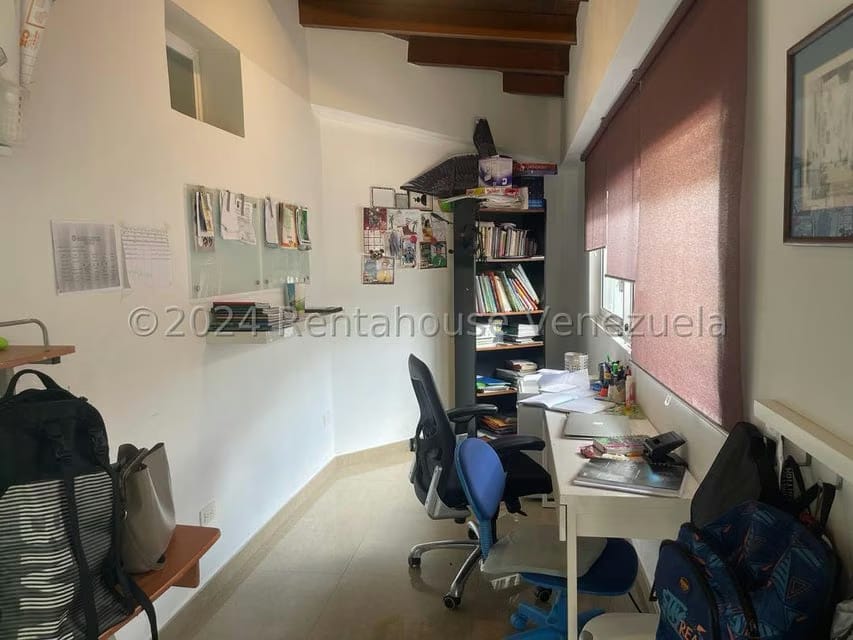 Casa (1 Nivel) en Venta en Parque el Retiro, Miranda - 5