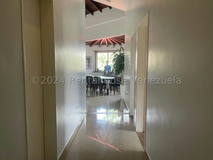 Casa (1 Nivel) en Venta en Parque el Retiro, Miranda - 43