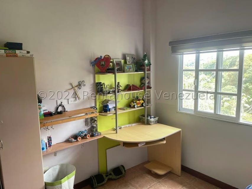 Casa (1 Nivel) en Venta en Parque el Retiro, Miranda - 50