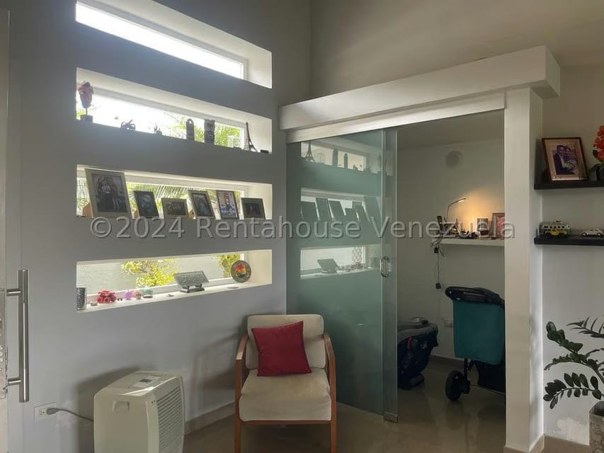 Casa (1 Nivel) en Venta en Parque el Retiro, Miranda - 7