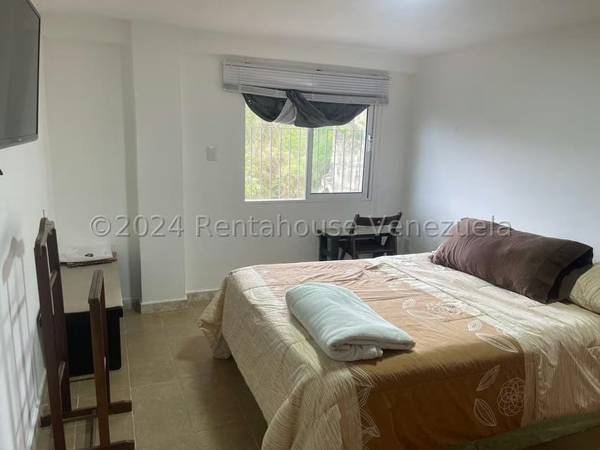 Casa (1 Nivel) en Venta en Parque el Retiro, Miranda - 80