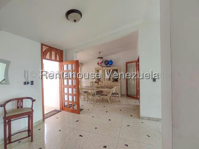 Casa (Multipes Niveles) en Venta en Los Castores, Miranda - 11