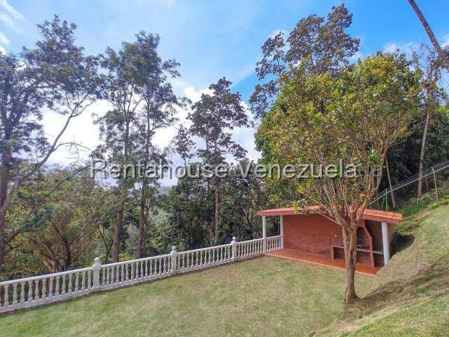 Casa (Multipes Niveles) en Venta en Los Castores, Miranda - 40