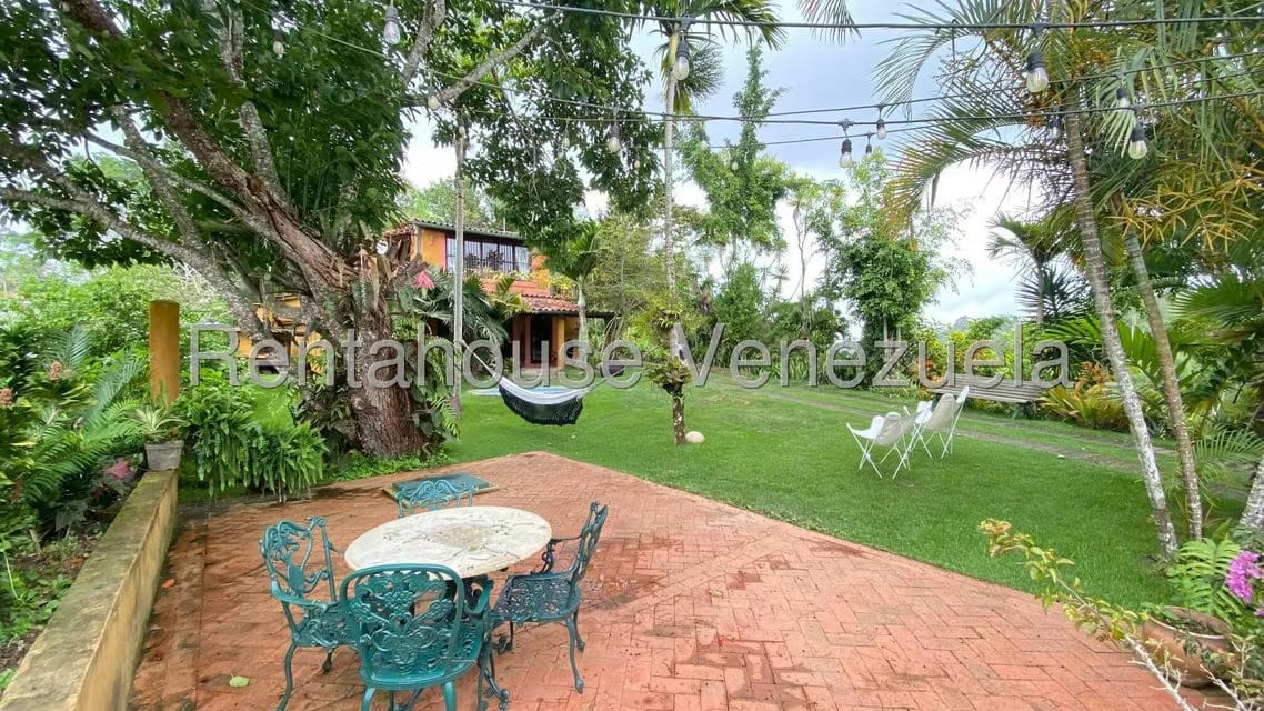 Casa (1 Nivel) en Venta en Sabaneta, Distrito Metropolitano - 25
