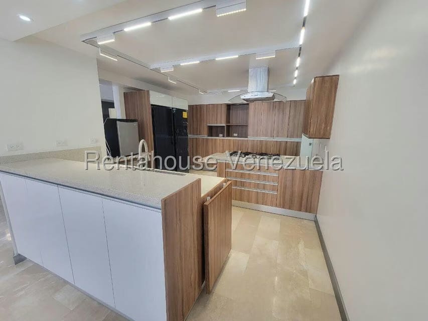 Apartamento (1 Nivel) en Venta en La Boyera, Distrito Metropolitano - 12