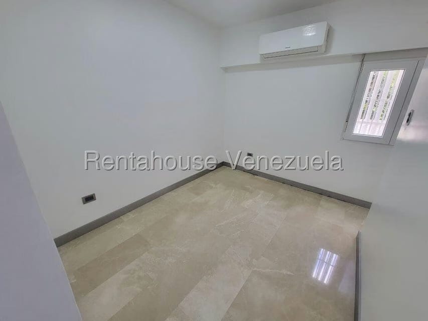 Apartamento (1 Nivel) en Venta en La Boyera, Distrito Metropolitano - 22