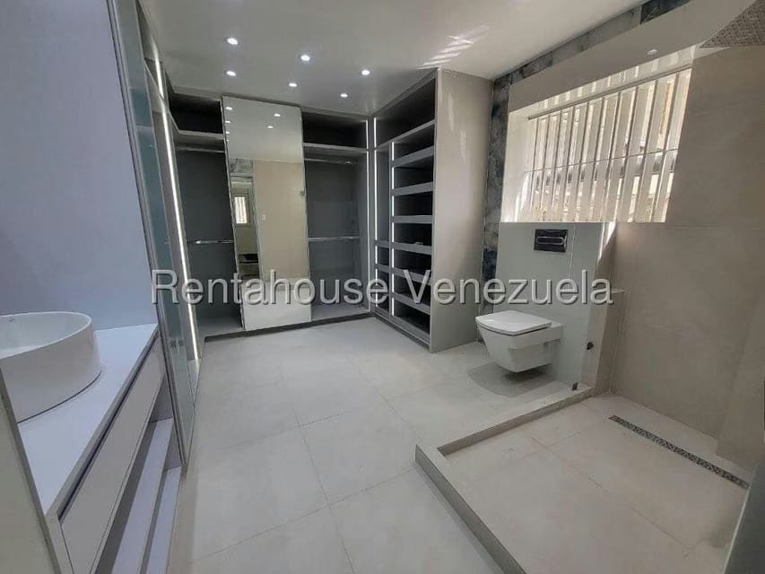 Apartamento (1 Nivel) en Venta en La Boyera, Distrito Metropolitano - 27