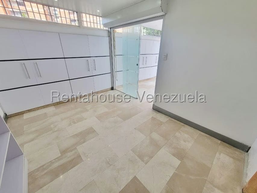 Apartamento (1 Nivel) en Venta en La Boyera, Distrito Metropolitano - 28