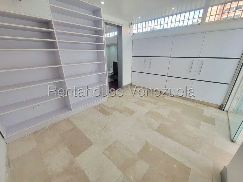 Apartamento (1 Nivel) en Venta en La Boyera, Distrito Metropolitano - 29