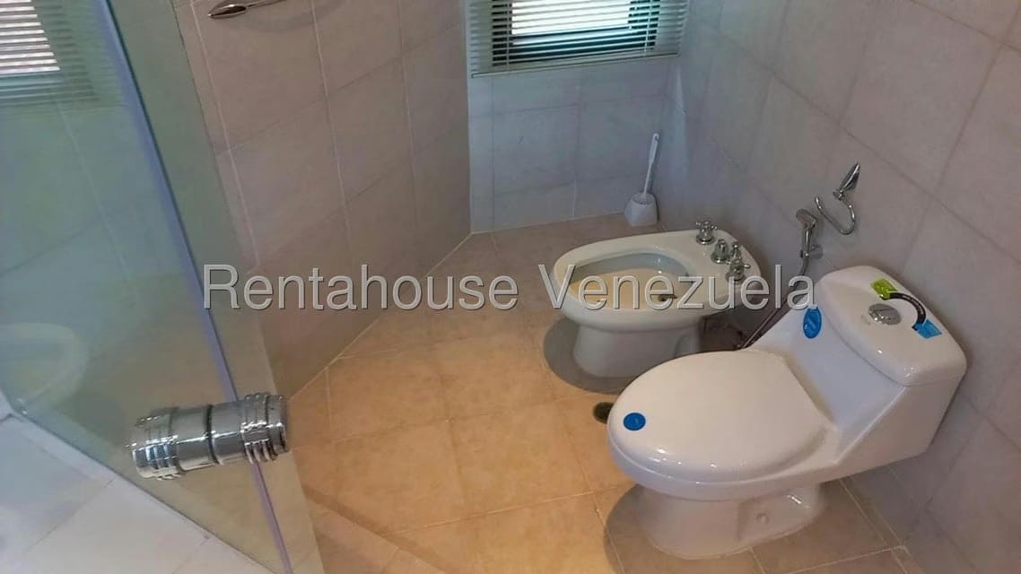 Apartamento (Multiples Niveles) en Alquiler en La Castellana, Distrito Metropolitano - 36