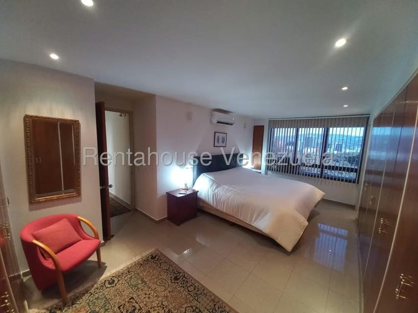 Apartamento (Multiples Niveles) en Alquiler en La Castellana, Distrito Metropolitano - 5