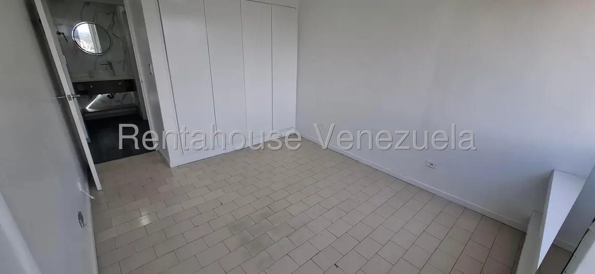 Apartamento (Penthouse) en Alquiler en Terrazas del Avila, Distrito Metropolitano - 41
