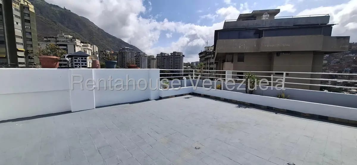 Apartamento (Penthouse) en Alquiler en Terrazas del Avila, Distrito Metropolitano - 47