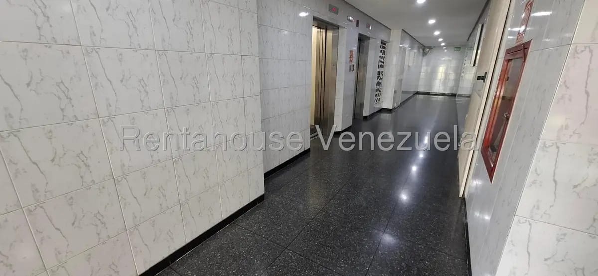 Apartamento (Penthouse) en Alquiler en Terrazas del Avila, Distrito Metropolitano - 8