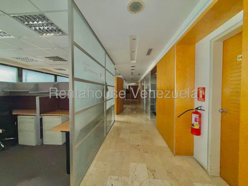 Comercial (Oficina) en Alquiler en Bello Monte, Distrito Metropolitano - 7
