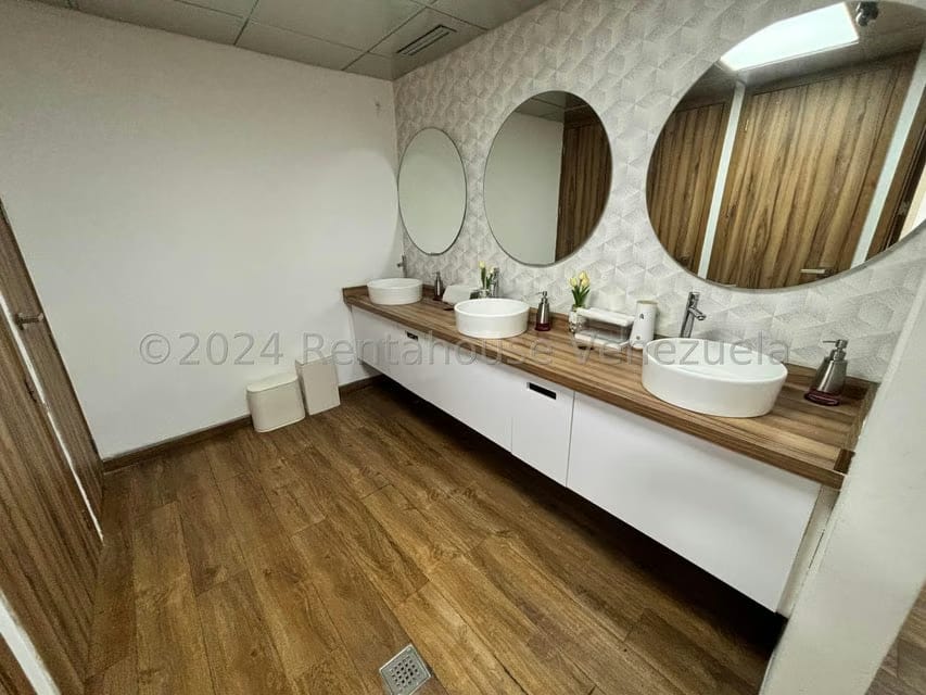 Comercial (Oficina) en Venta en Chacao, Distrito Metropolitano - 42