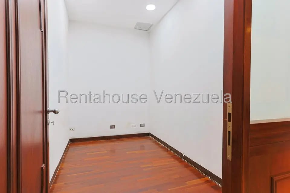 Comercial (Oficina) en Alquiler en La Castellana, Distrito Metropolitano - 29