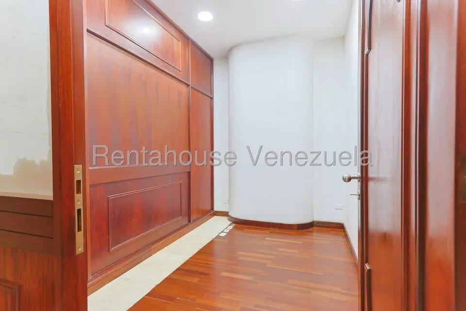 Comercial (Oficina) en Alquiler en La Castellana, Distrito Metropolitano - 6