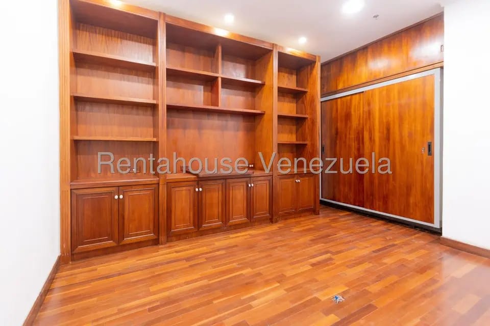 Comercial (Oficina) en Alquiler en La Castellana, Distrito Metropolitano - 8