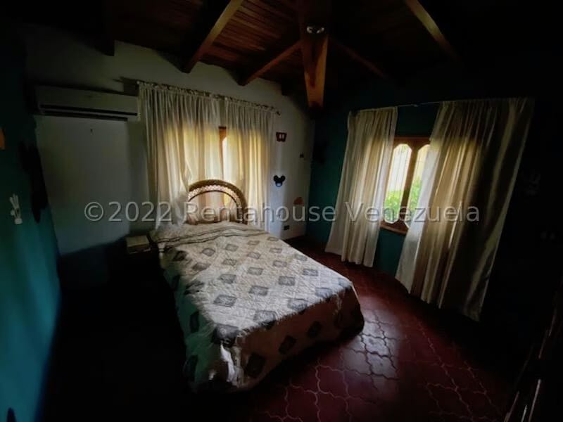 Casa (1 Nivel) en Venta en Parques Del Sur, Miranda - 40