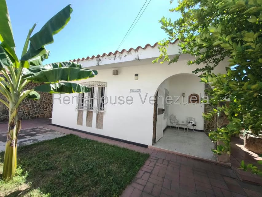 Casa (1 Nivel) en Venta en Urbanizacion El Centro, Aragua - 2