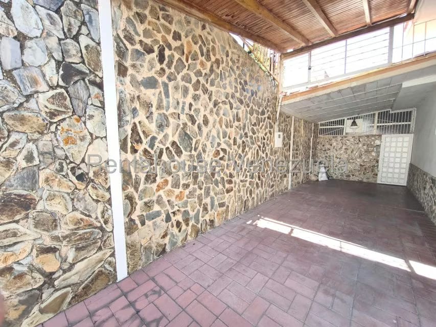 Casa (1 Nivel) en Venta en Urbanizacion El Centro, Aragua - 3