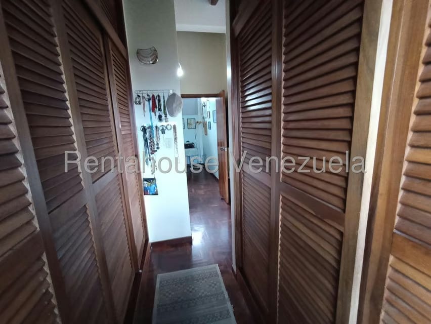 Casa (1 Nivel) en Venta en Pan de Azucar, Miranda - 32