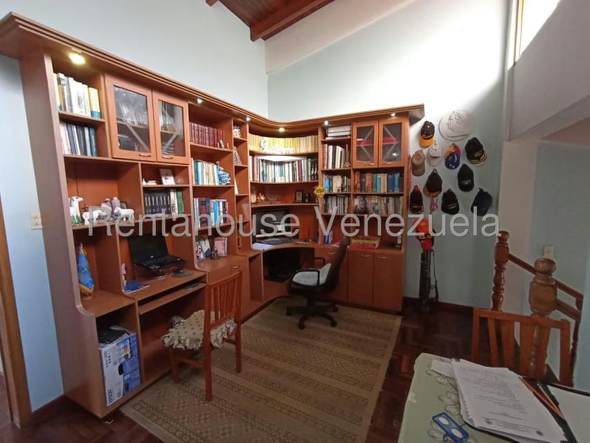 Casa (1 Nivel) en Venta en Pan de Azucar, Miranda - 34