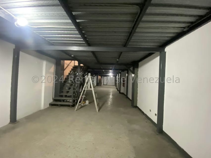 Comercial (Local Comercial) en Alquiler en Catia, Distrito Metropolitano - 2