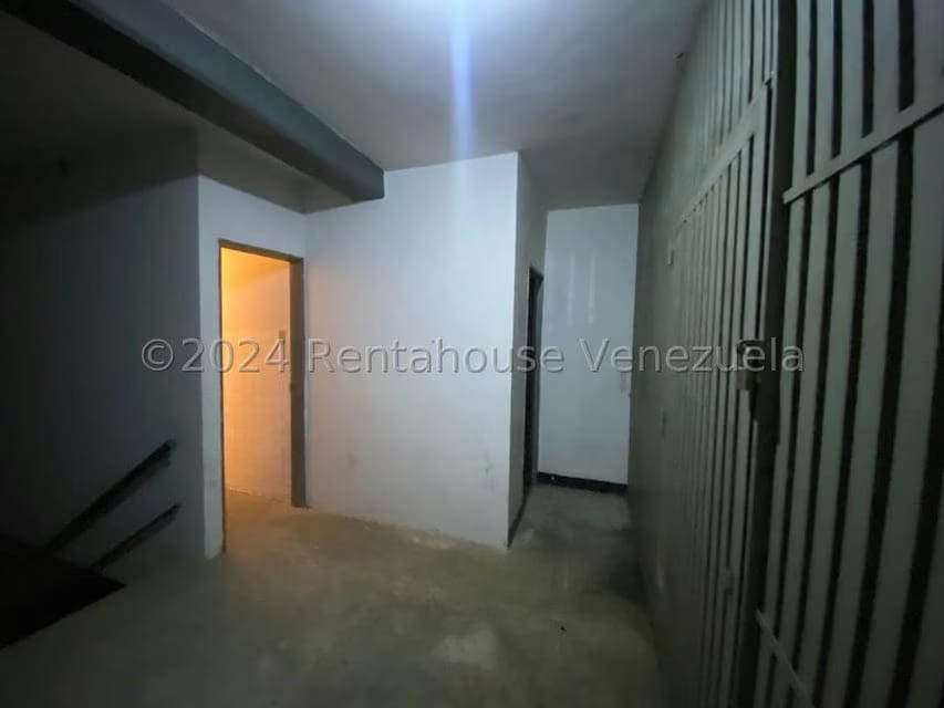 Comercial (Local Comercial) en Alquiler en Catia, Distrito Metropolitano - 9