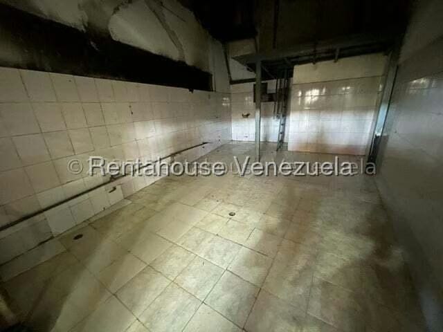 Comercial (Local Comercial) en Alquiler en Punto Fijo, Falcon - 3